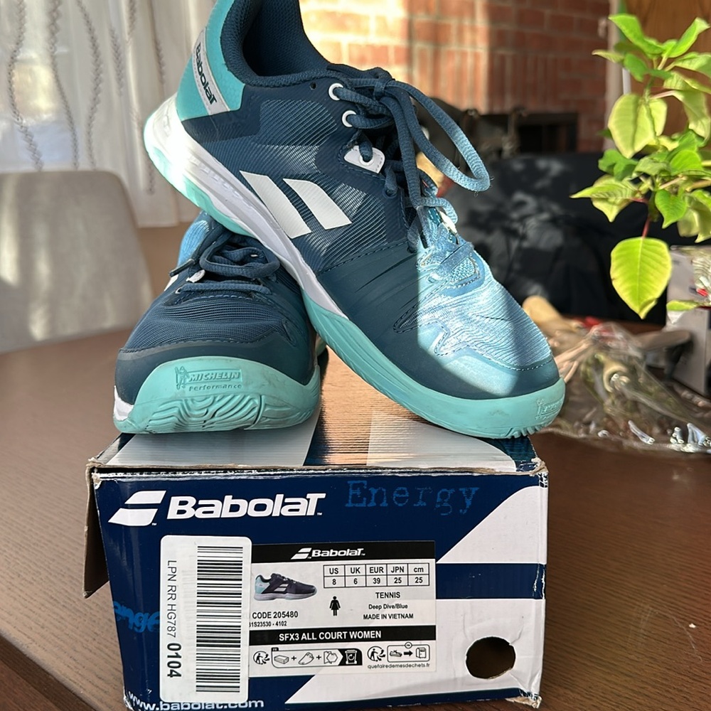 - Babolat Women's SFX3 All Court Tennis Shoes.